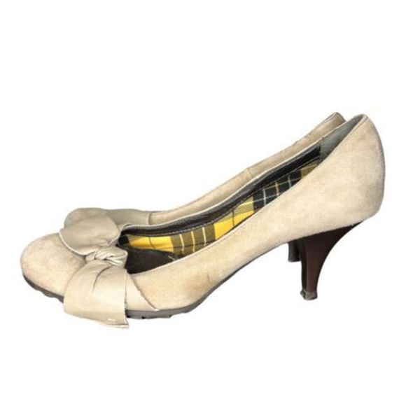 Vic Matie Tan Suede Pumps Heels With Bow Women’s Size US 6.5 EU 36.5 Shoes - Picture 1 of 12
